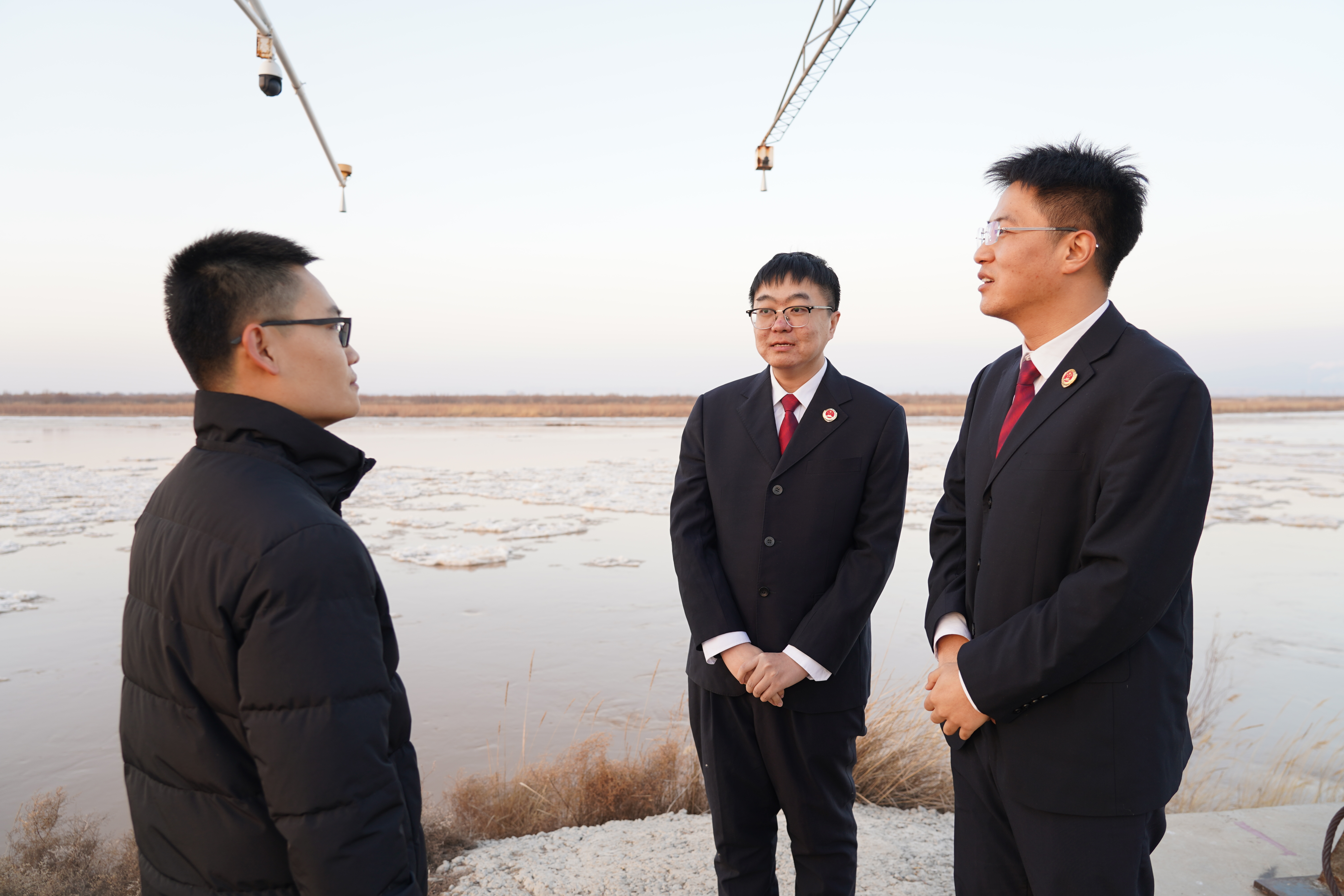 �滤������ | ��ʵ�������ġ���ͷ���� ���λƺ���̬��ȫ����